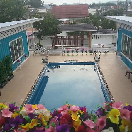 Farsai Homestay Lop Buri Exterior foto