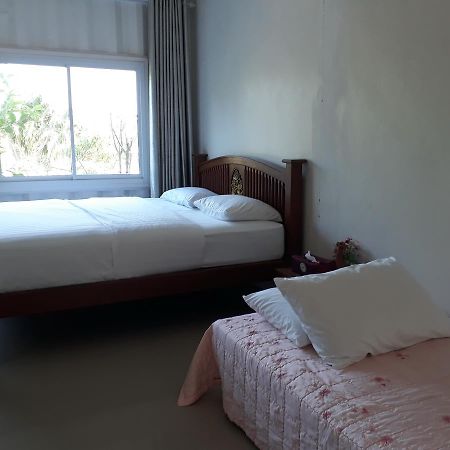 Farsai Homestay Lop Buri Exterior foto