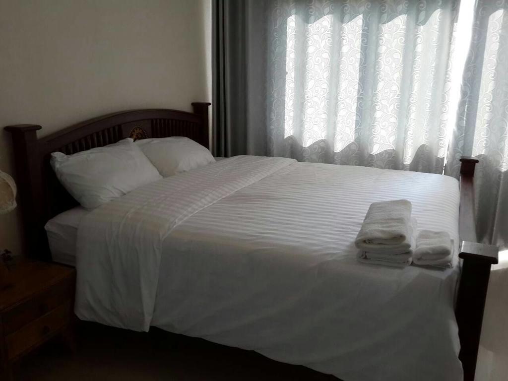 Farsai Homestay Lop Buri Exterior foto